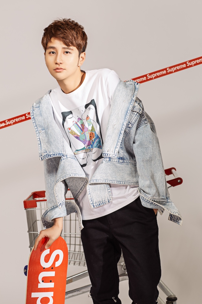 蔡俊涛公益写真大片曝光 笑容治愈暖男力十足