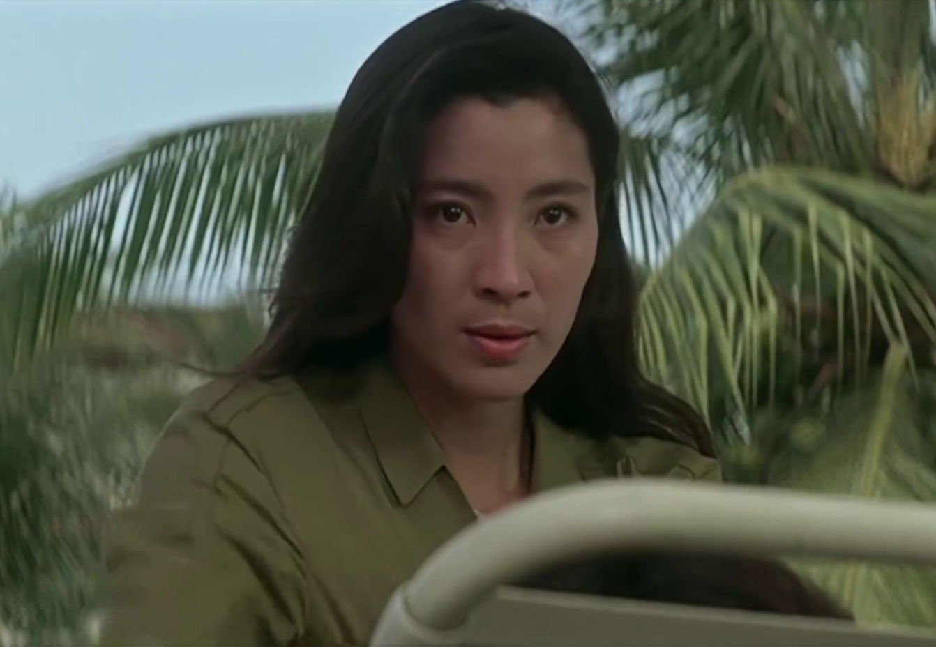 杨紫琼的眼神总是这么的锐利喜欢这样的她