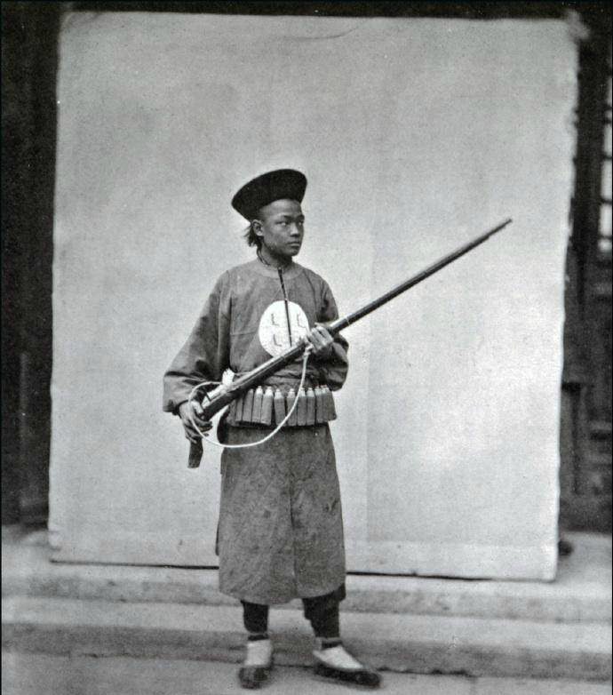 清朝真实老照片,官员瘦的像猴子,最后一张女子美艳的不可方物|女子|老