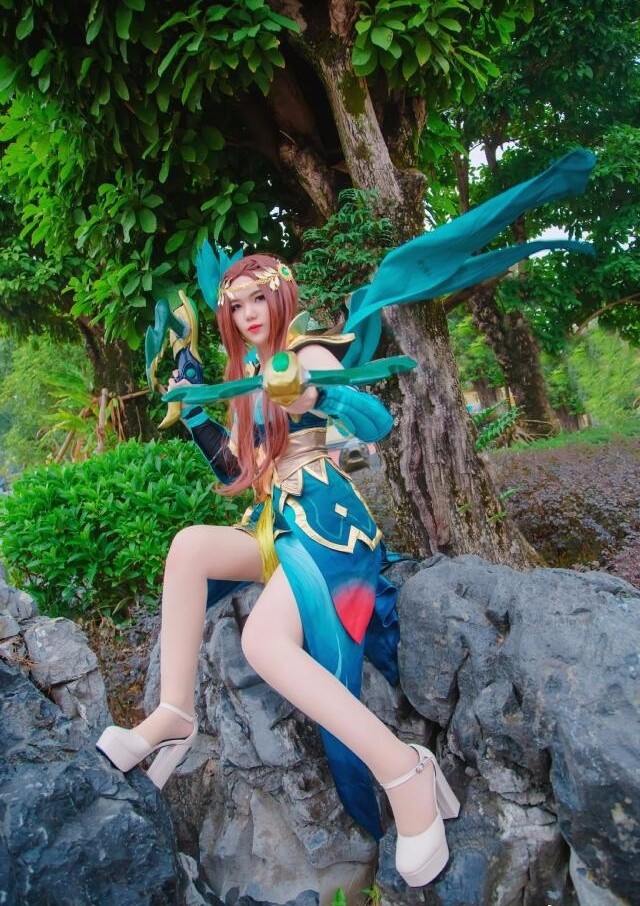 王者荣耀虞姬原型cosplay腿长才是硬道理