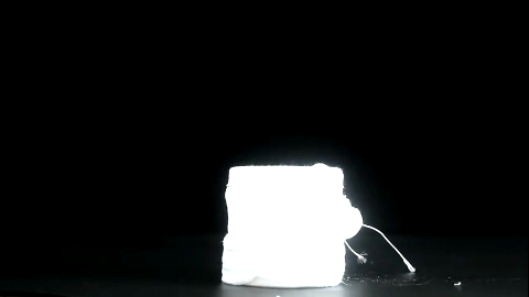 小白鞋这样洗居然跟新的一样!小苏打和过氧化