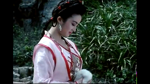 《妖魔道》里女神张敏从天而降美的冒泡