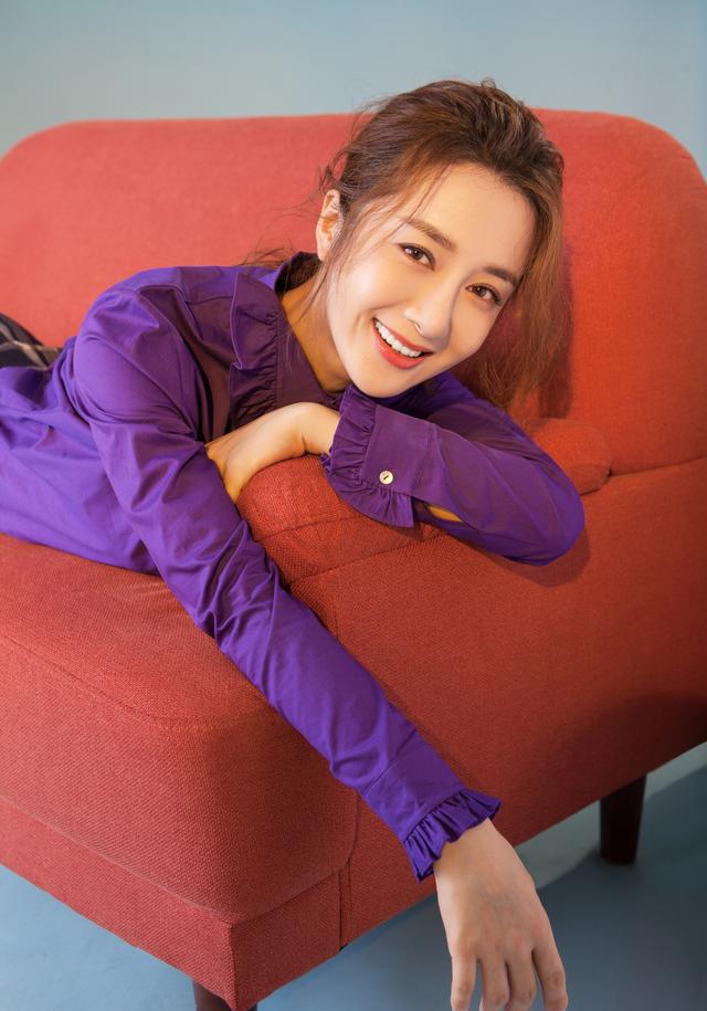 艺乐杂志丨李依晓:倾听,她的内心