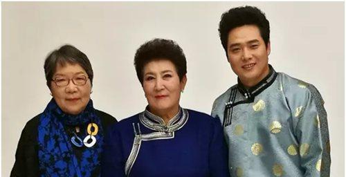 草原长大,却在台北安了家,那一腔思乡的心,都在歌词里了!