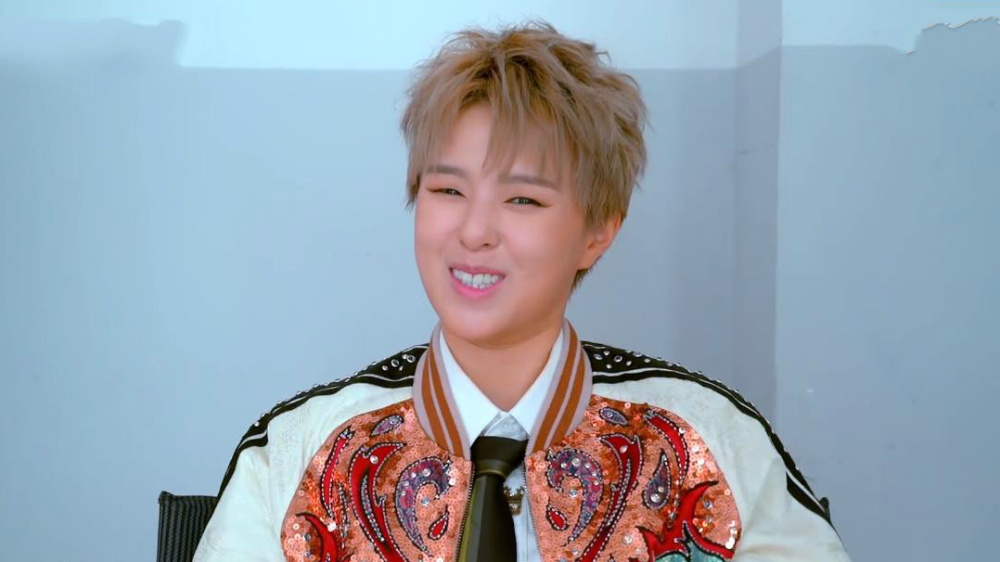 胡歌凌晨发文称日出东海我心向南粉丝你最近不对劲