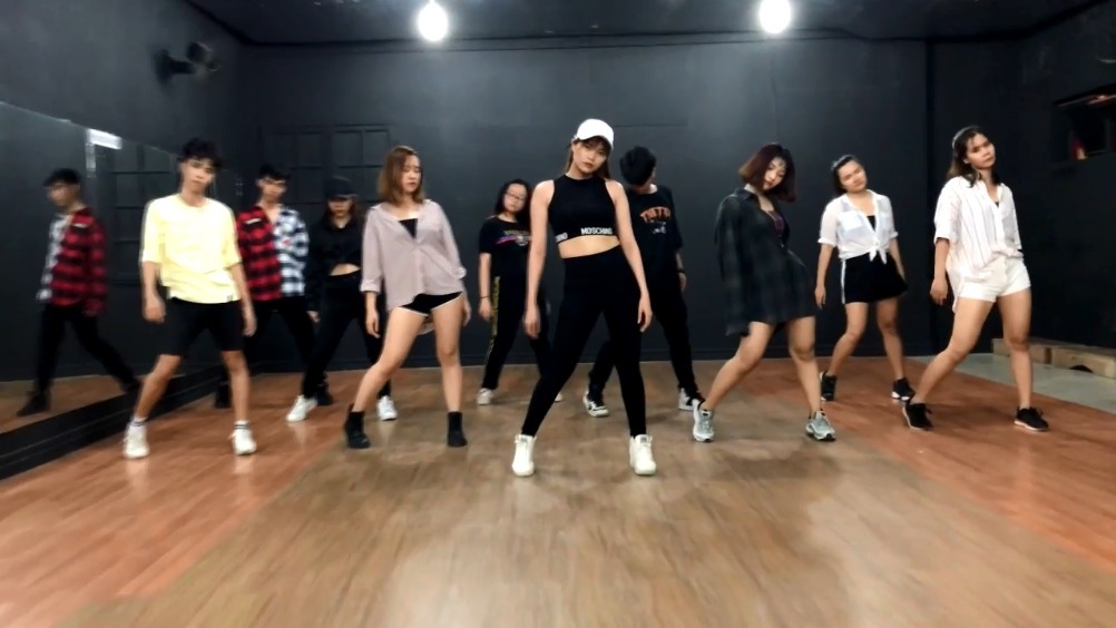 舞动世界杯 bishop briggs《river》练习室舞蹈,磅礴大气.