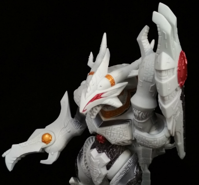 有彩色计时器的5个怪兽,一个痛打迪迦,一个让观众落泪