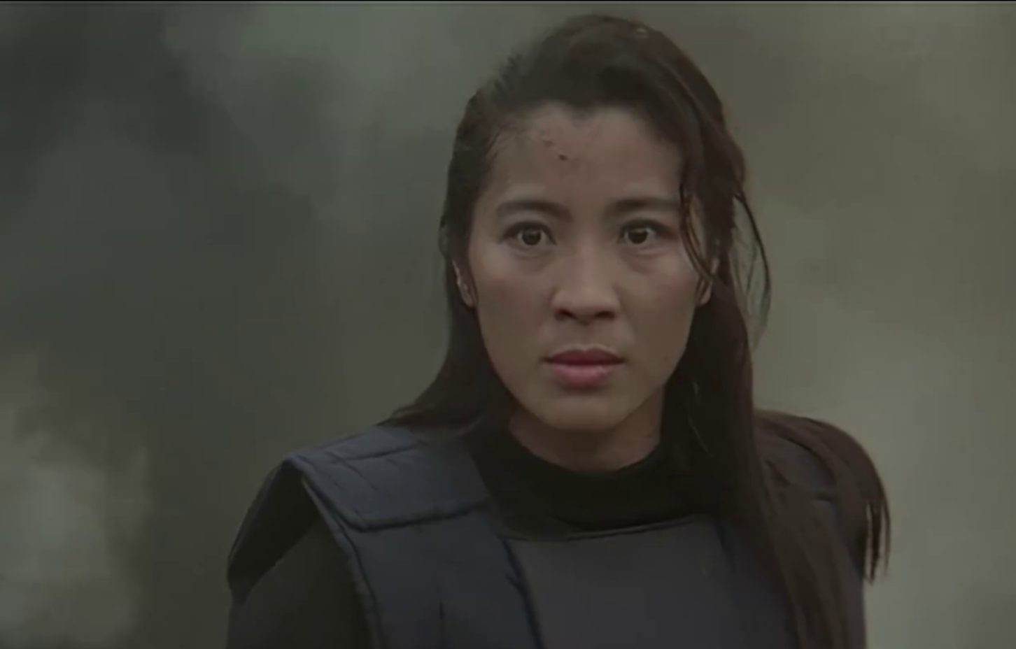 杨紫琼的眼神总是这么的锐利喜欢这样的她