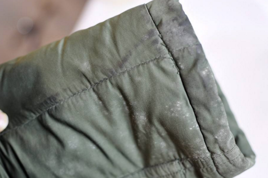 衣服发霉怎么办小妙招涂上这种东西轻松去霉