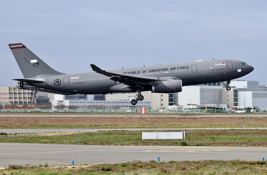 新加坡巨的型空中加油站亮相,一次性可携带百吨燃料上天!