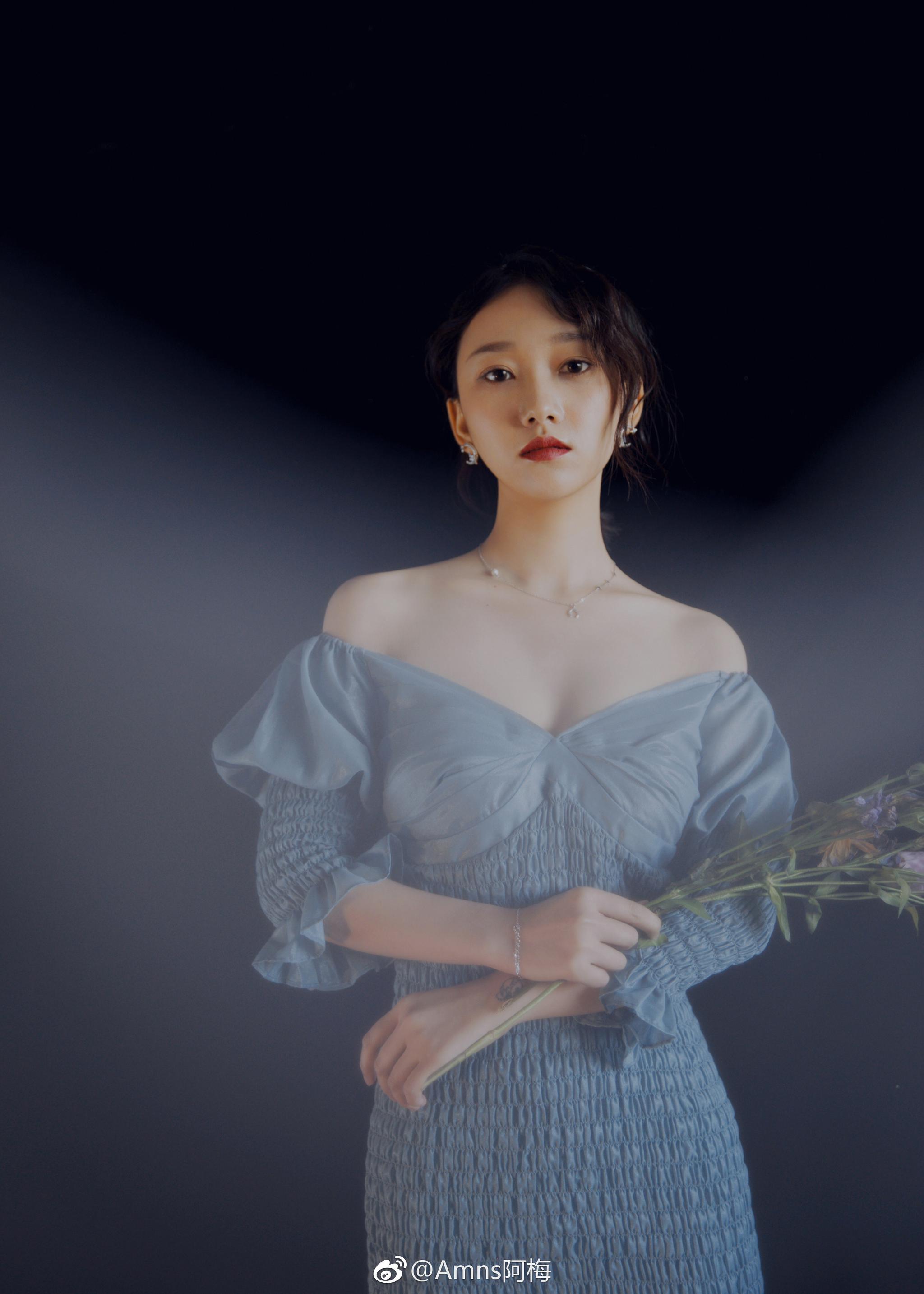 new in 8月| 《无人岛》系列 @cinderellga莘德瑞格 @amns阿梅出镜