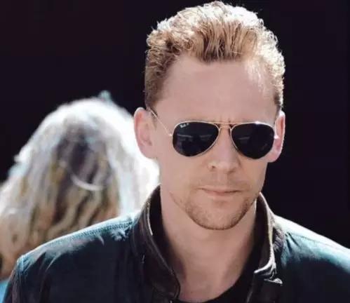 你和大佬,只差一个墨镜的距离