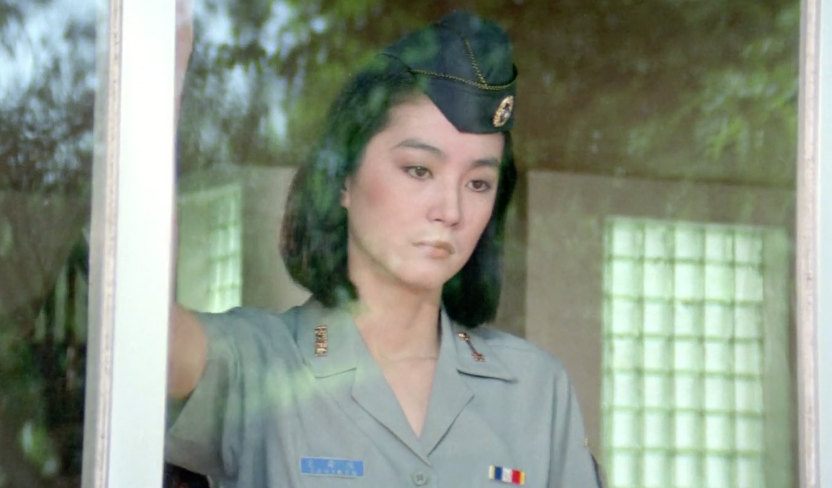 林青霞穿上军装更是英姿飒爽你看过吗