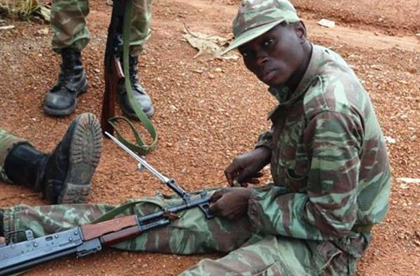 作战"最毒" 军刀:"狗腿刀" 最独特,第 2 款 来自我国|尼泊尔|军刀