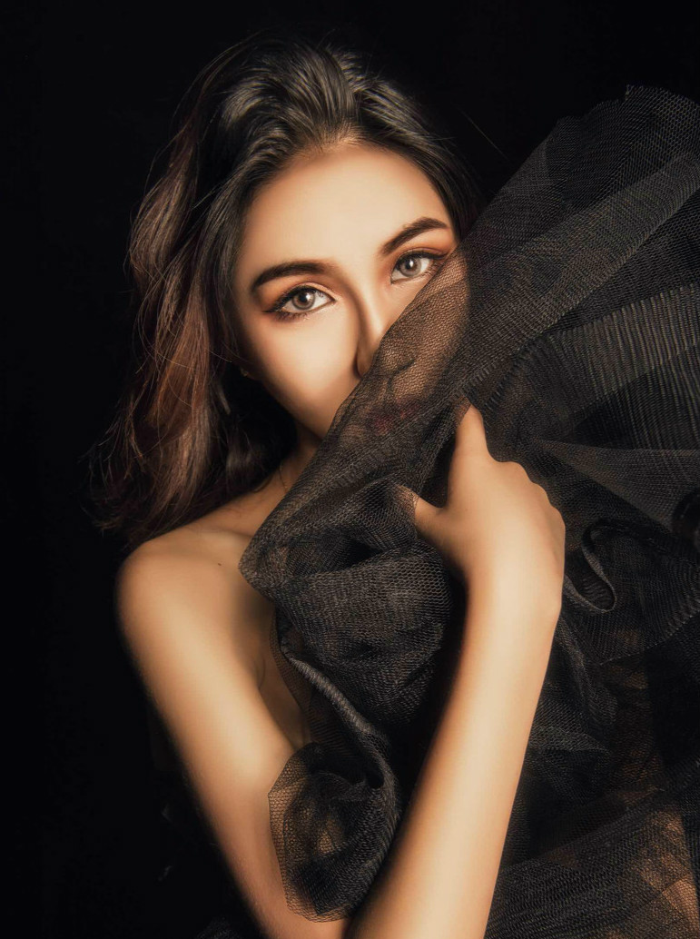 美图摄影,神秘魅惑的黑色感性女孩俏丽写真