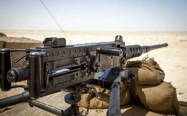 五把重机枪,勃朗宁上榜三挺,第一名当之无愧,第五名:汤普森m1式冲锋枪