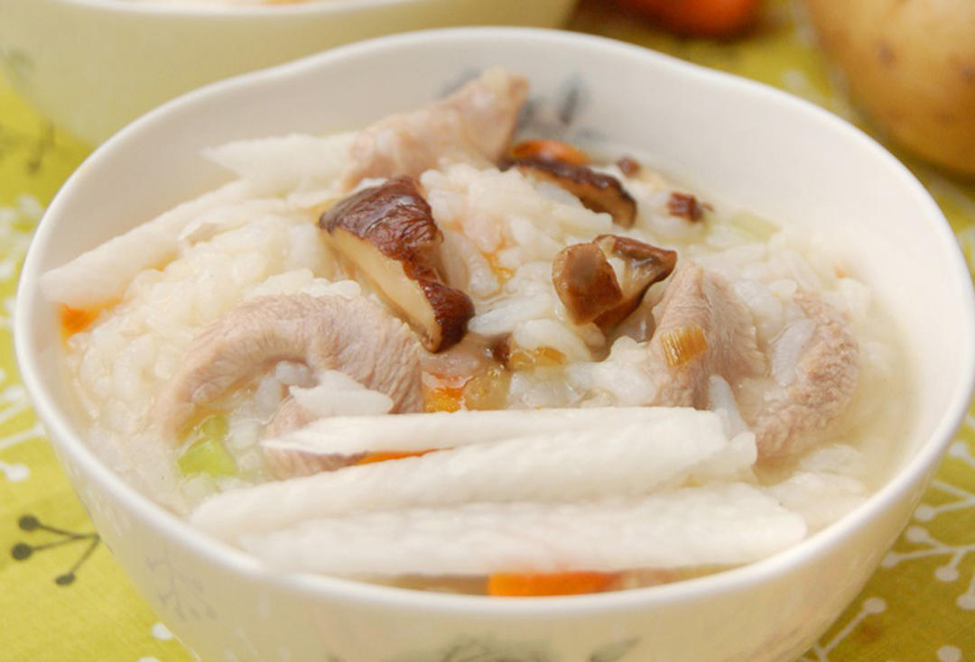 教你做口感顺滑的山药香菇肉粥,够鲜才过瘾,好吃到根本停不下来