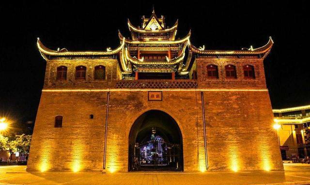 中国各省都有标志性建筑：陕西是钟楼，宁夏是鼓楼，你的家乡呢