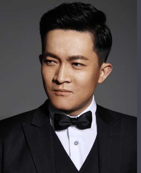 他是杜淳同学, 曾因面瘫遭网友吐槽, 今靠导演哥哥接戏丑成这样!