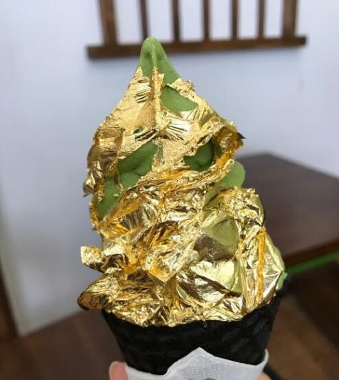 在外国非常时尚的黄金冰淇淋,你想尝尝看吗?