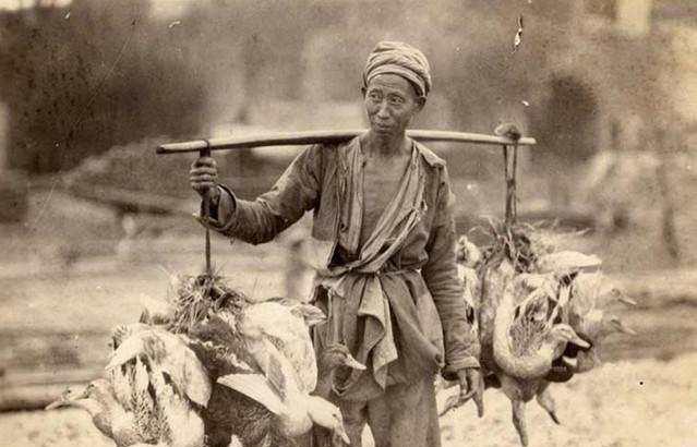 英国人拍摄的晚清老照片, 穷人和富人生活差距大