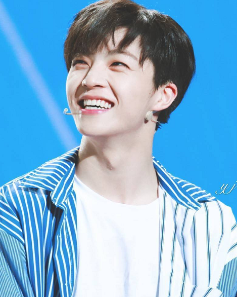 有一种笑容叫陈立农的笑容,不仅迷人,而且怎么都看不够!