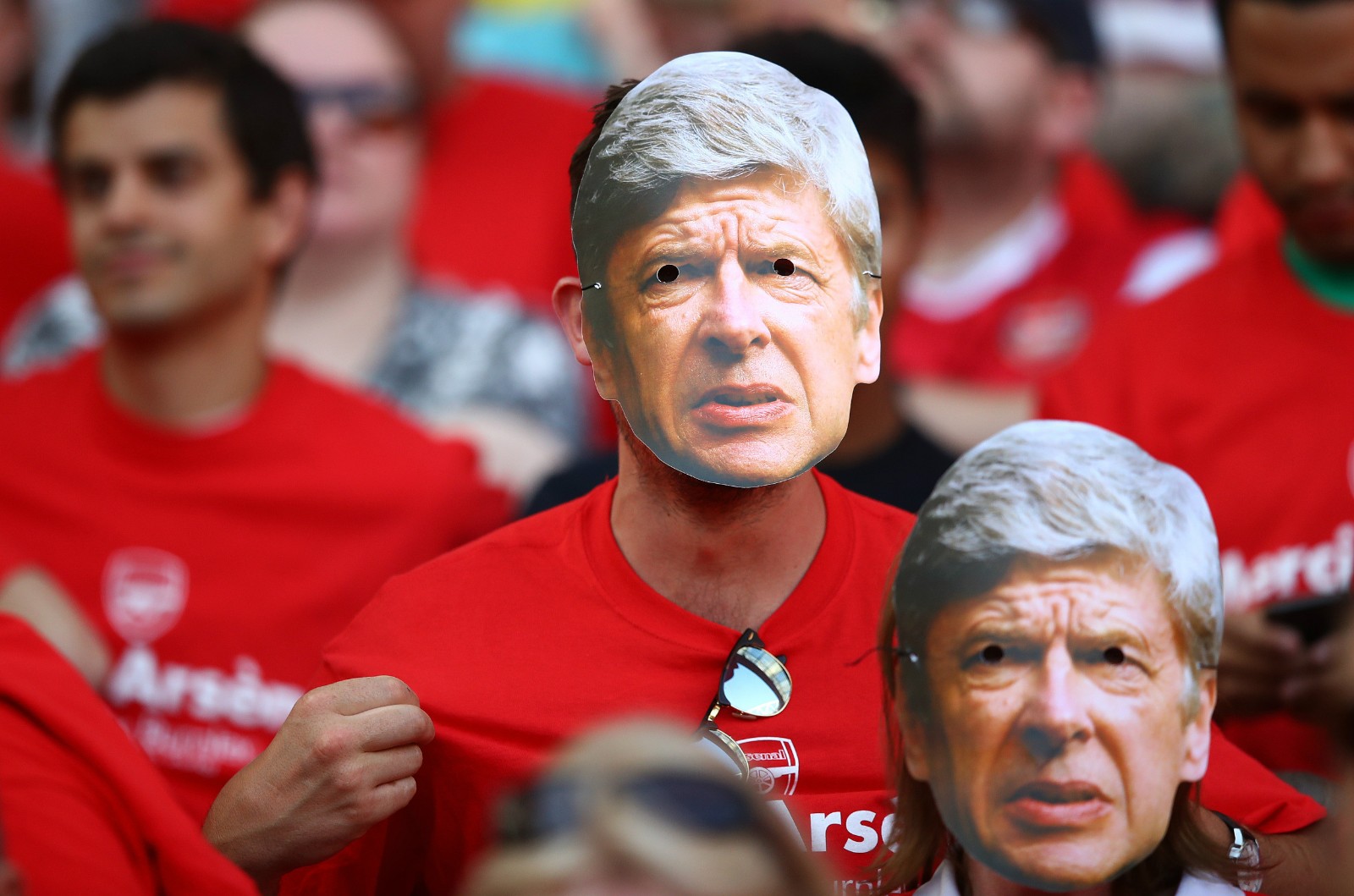 从今是枪迷!温格动人告别阿森纳 难断22年枪手情