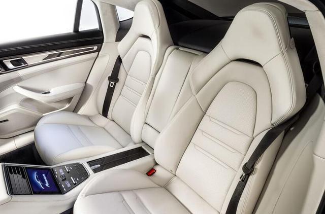 《欢乐颂2》中的5座保时捷帕纳梅拉, 到底是什么车?