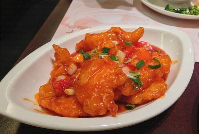 最下饭的鱼肉做法,酸酸甜甜的糖醋鱼块做起来