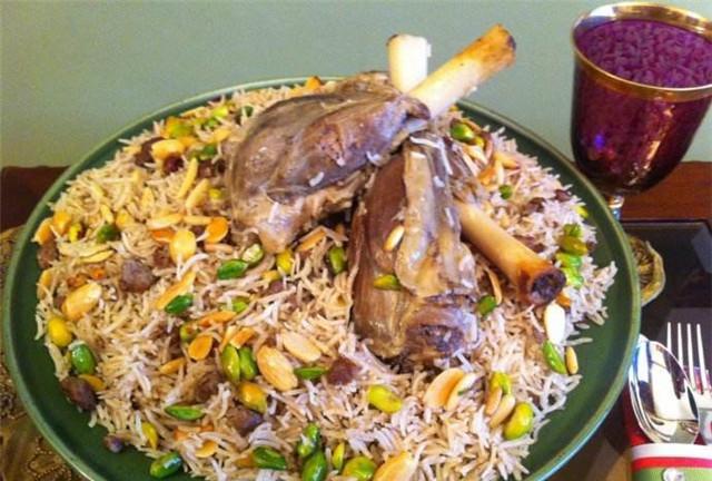 阿拉伯世界的各种美食, 处处透着豪气的沙漠风味