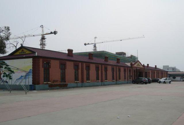 哈尔滨 原呼海铁路扶轮学校(现松浦村老年活动中心)