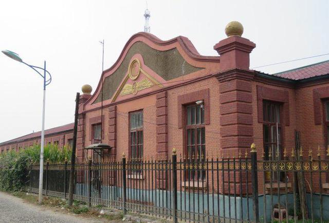 哈尔滨原呼海铁路扶轮学校现松浦村老年活动中心