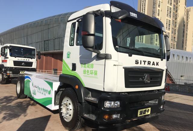 中国重汽汕德卡c5h柴电混合重卡亮相十大亮点独家揭秘