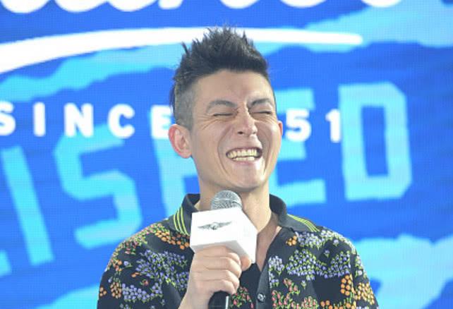 陈冠希:我到了50岁笑出褶子也依然帅气,因为我是纯天然!