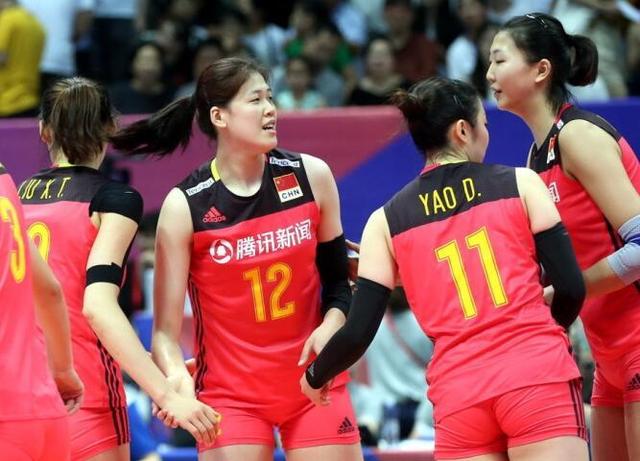 女排又出一17岁天才少女主攻?李盈莹搭档冒尖却也不接一传