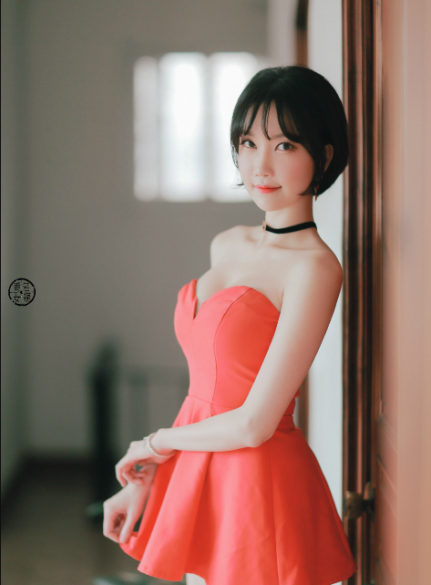 美图摄影,皮肤白皙,娇嫩可爱,美女气质很完美