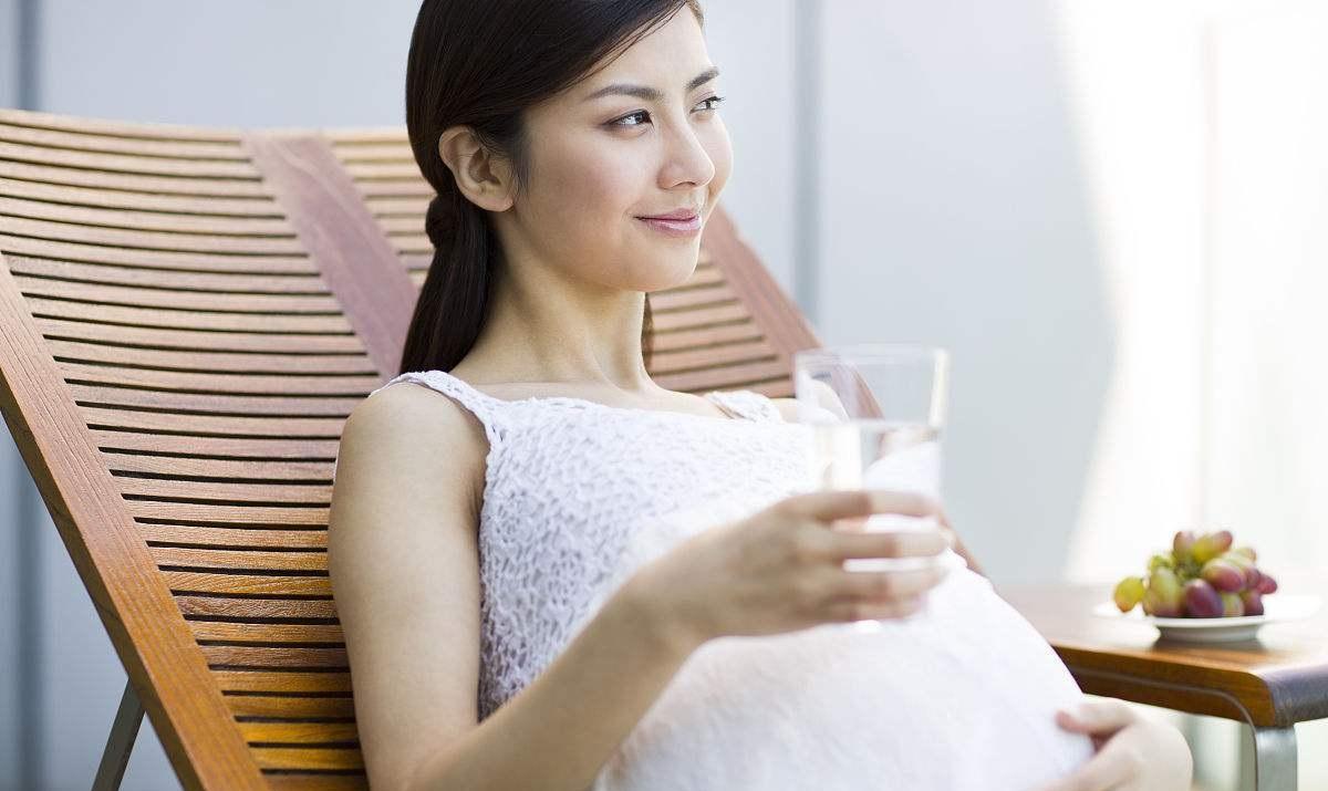 为什么有些孕妈怀孕了皮肤依旧那么好? 看完这些秒懂|孕妈|皮肤|孕期_新浪新闻