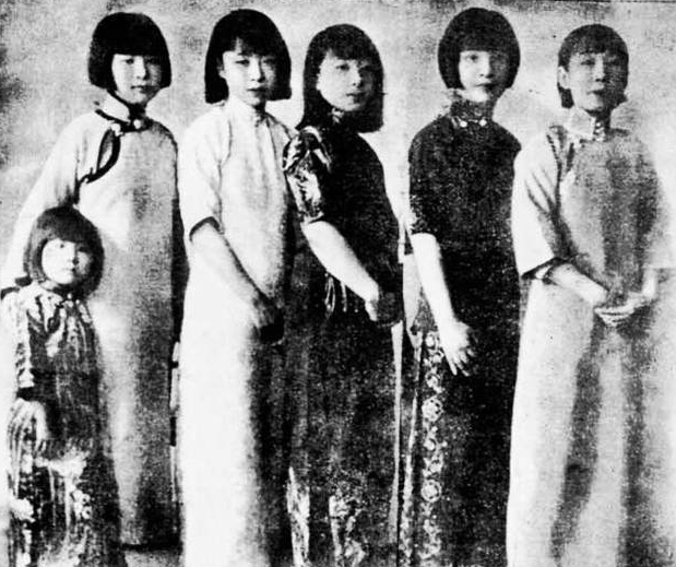 相貌一般,家境不错的张冠英被张学霖许配给了黑龙江督军鲍贵卿的儿子