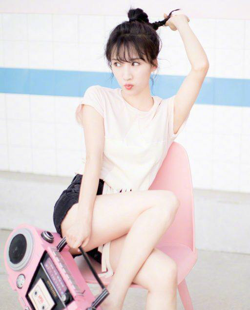 李念的尬性照前3张很迷人但只有图4美的让人难以呼吸