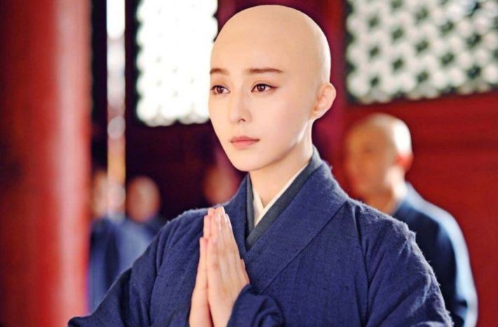7位女明星的光头照，林志玲气质出众，图7才是最美光头女星