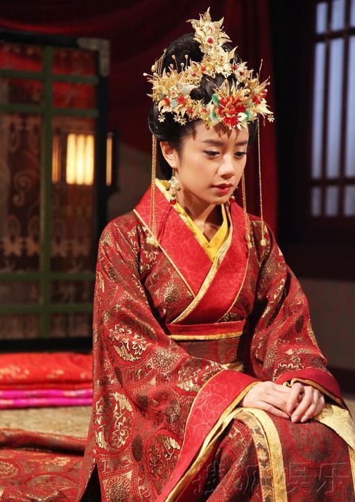 逼走朱丹, 如今却犯同样错误的一姐沦落, 三年后再上跑男好憔悴!