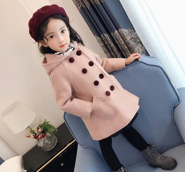 穿出宝宝甜美的气质,连帽设计,保暖时尚,版型宽松,搭配衣服很好看