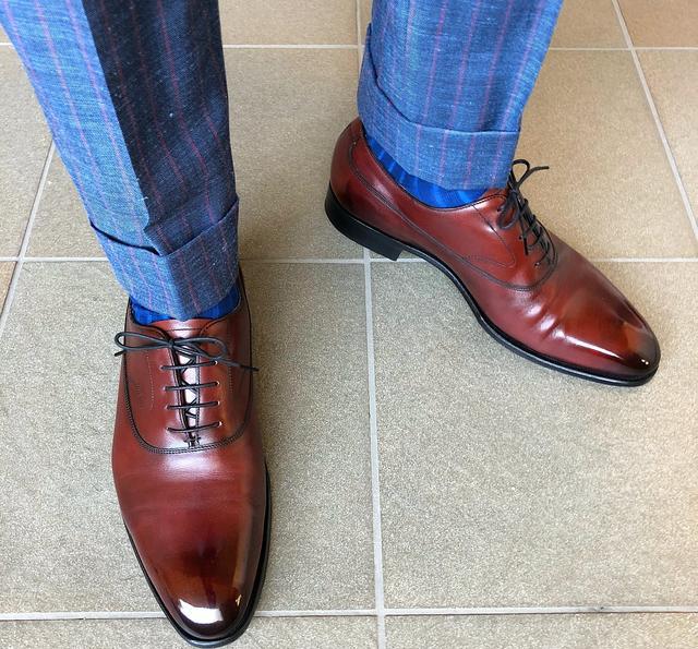 皮鞋怎么穿才不土气?擦亮是第一步,后面的你都了解吗?