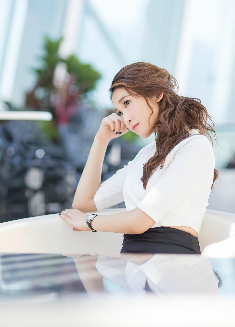 女孩摄影:都市的上班族女孩摄影:都市的上班族女孩摄影:都市的上班族