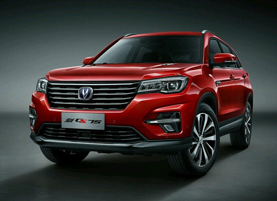 长安cs75机油增多又推新款suv了车标大v很有个性