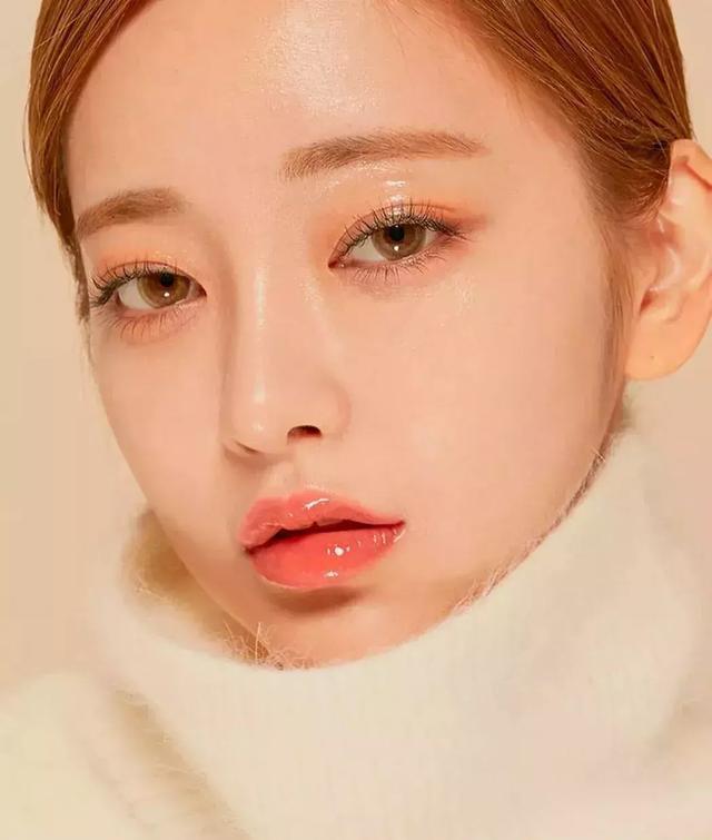 韩式冬季妆容造型