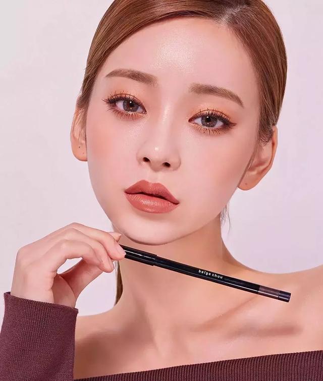 韩式冬季妆容造型