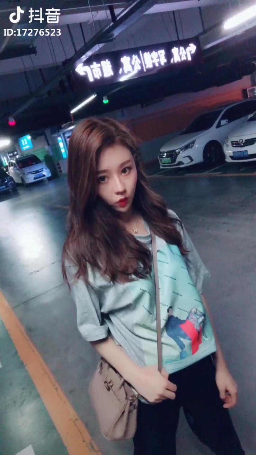 空姐苏安静还有最美的抖音温婉她们都传递了一