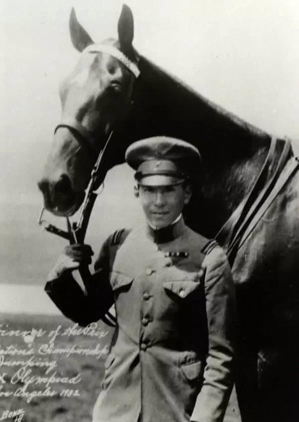 西竹一,1932年洛杉矶奥运马术场地障碍赛金牌得主,日本男爵,二战日本
