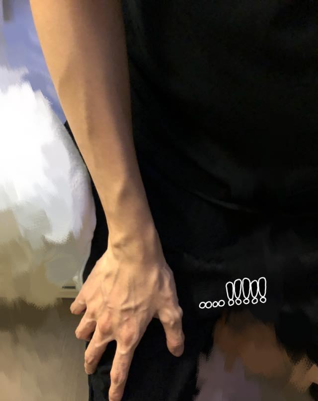 严立婷忧早产卧床安胎,满手爆青筋自嘲男人手